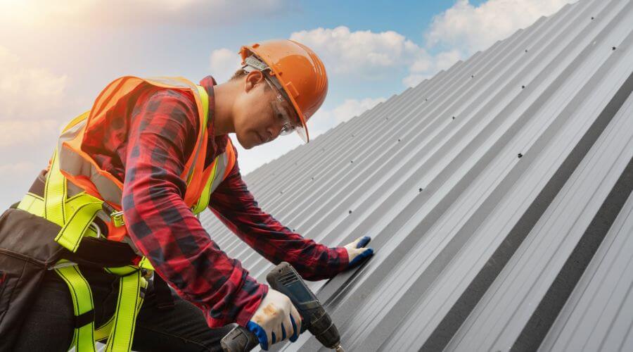 Professional Emergency Roof Repairs services in Montezuma, GA